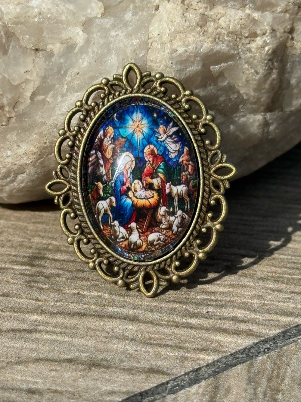 NWT Etsy glass cabochon Nativity brooch Antique brass